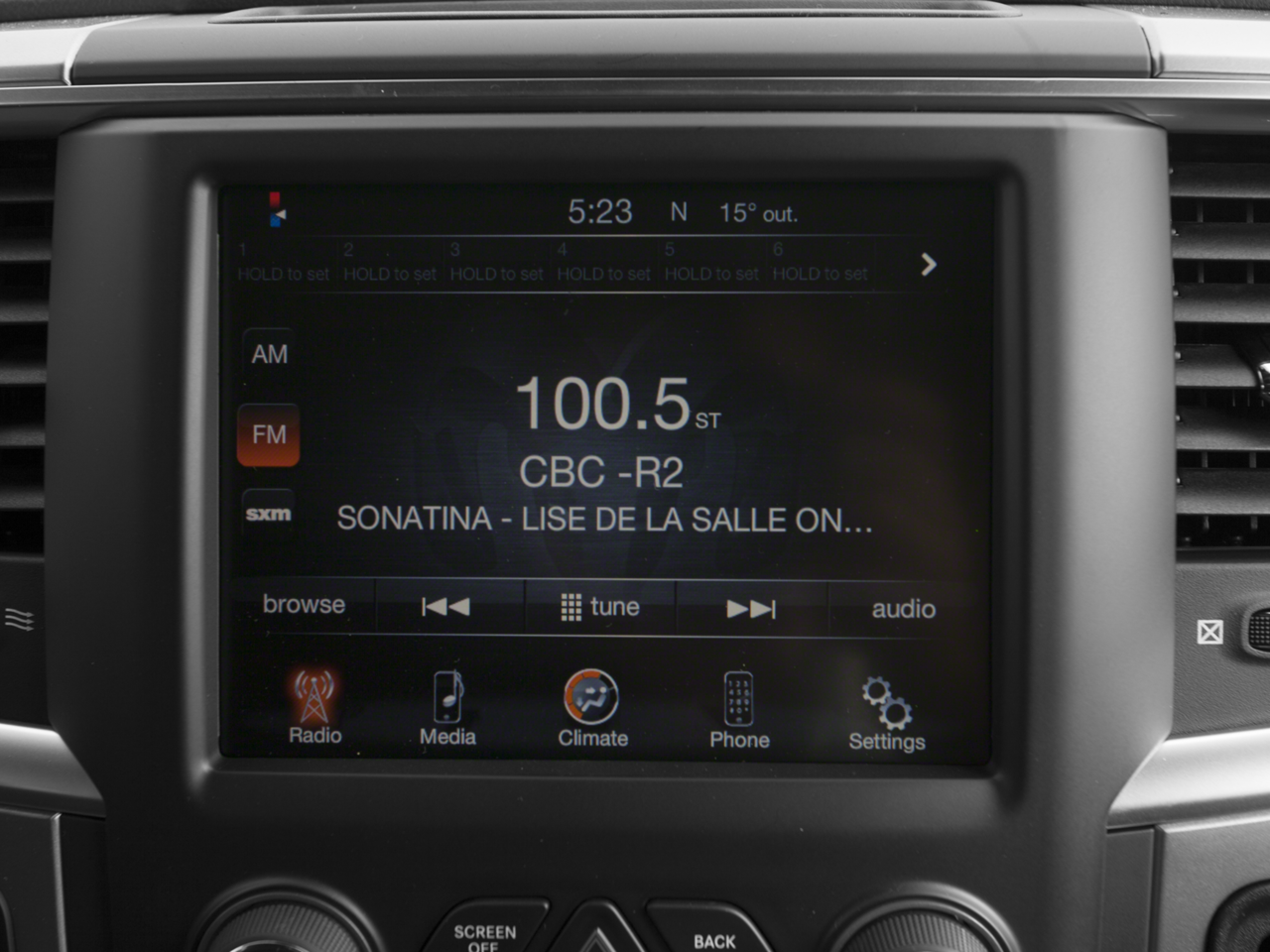 2015 RAM 1500 SLT
