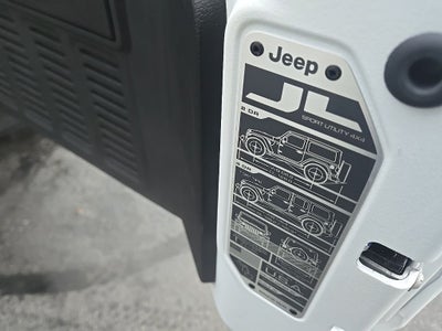 2025 Jeep Wrangler WRANGLER 4-DOOR SAHARA