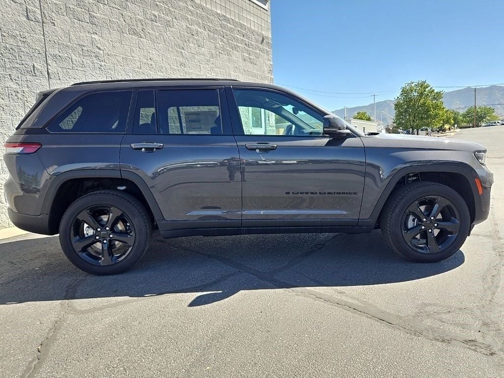 2024 Jeep Grand Cherokee Altitude