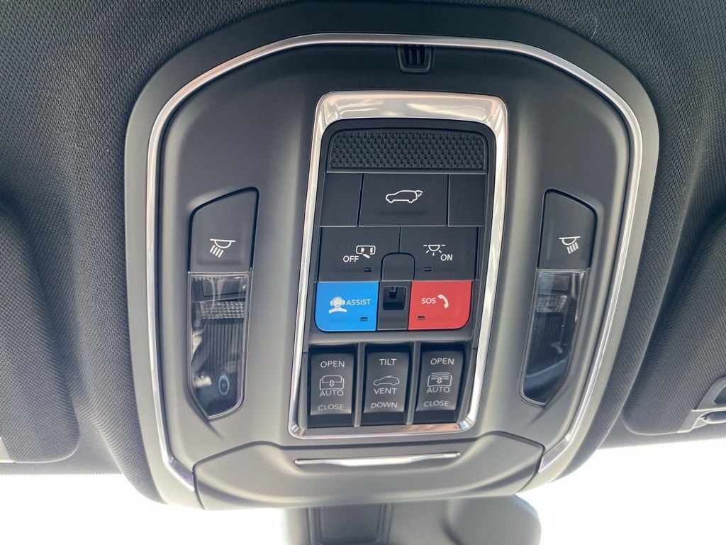 2025 Jeep Grand Cherokee GRAND CHEROKEE L LIMITED 4X4