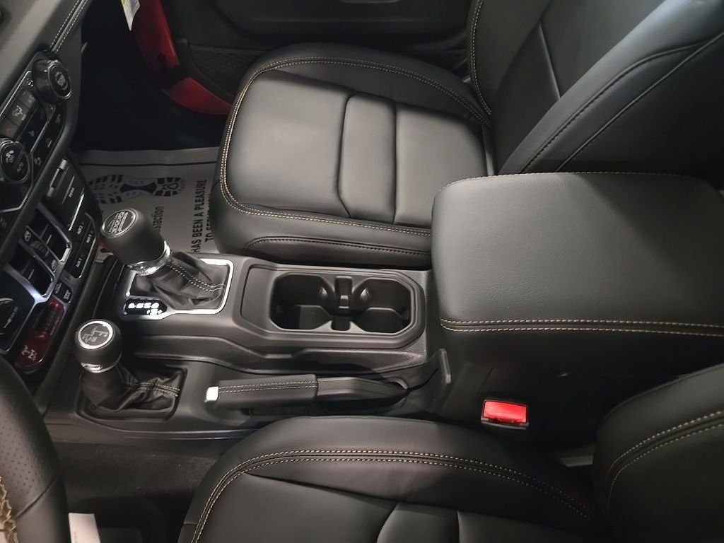 2025 Jeep Wrangler WRANGLER 4-DOOR RUBICON 392