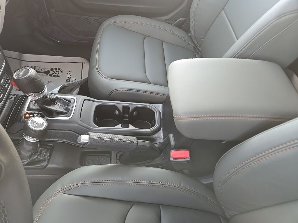 2026 Jeep Gladiator GLADIATOR MOJAVE X 4X4