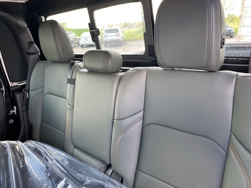 2025 Jeep Gladiator GLADIATOR MOJAVE 4X4