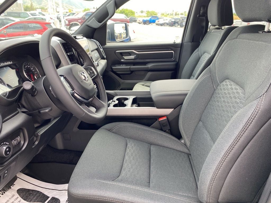 2025 RAM Ram 1500 RAM 1500 BIG HORN CREW CAB 4X4 5'7' BOX