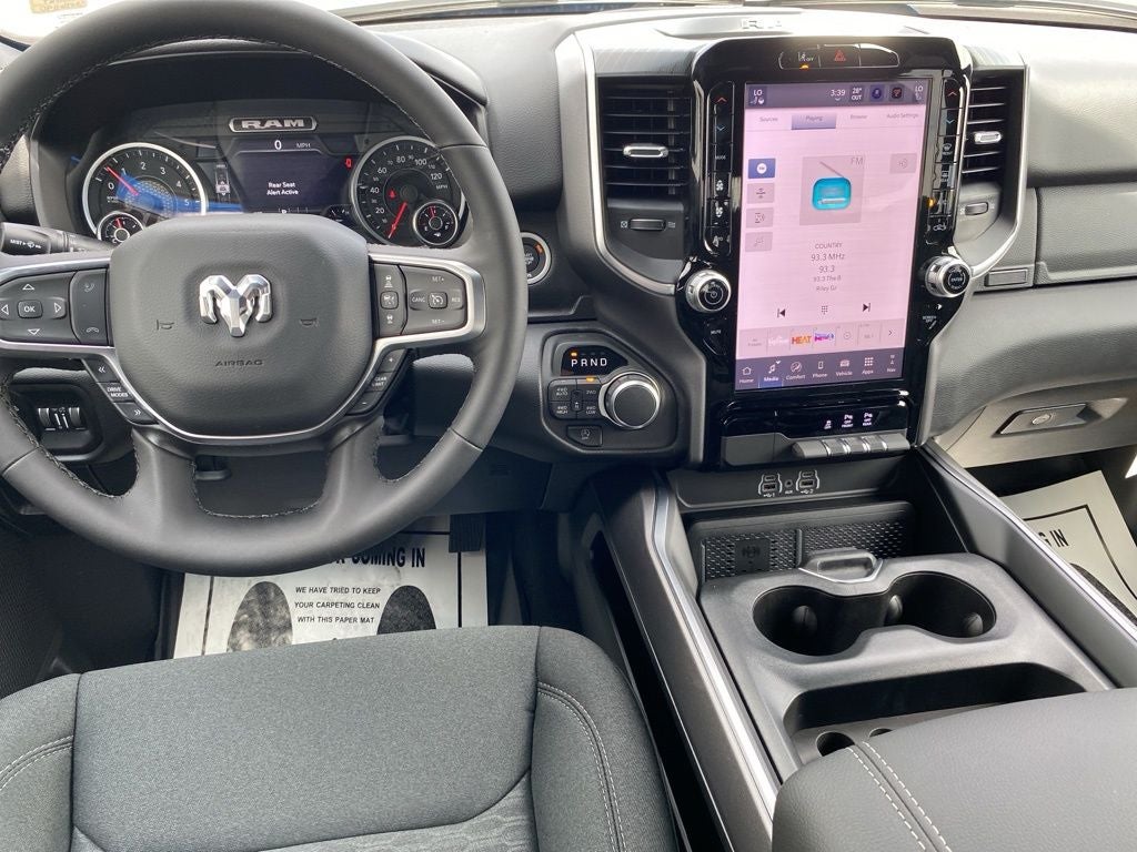 2025 RAM Ram 1500 RAM 1500 BIG HORN CREW CAB 4X4 5'7' BOX