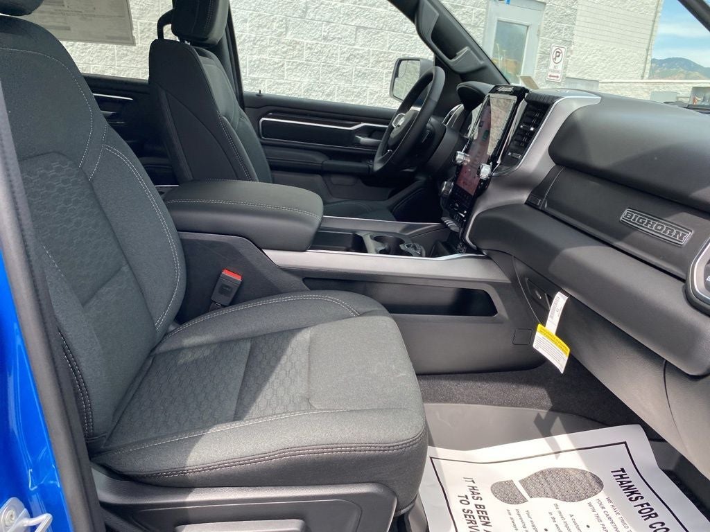 2025 RAM Ram 1500 RAM 1500 BIG HORN CREW CAB 4X4 5'7' BOX