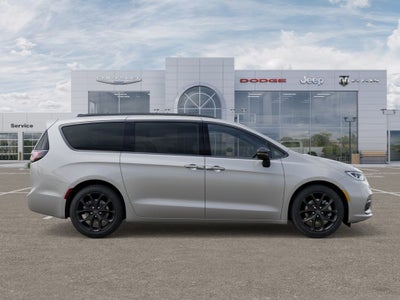 2026 Chrysler Pacifica PACIFICA SELECT AWD