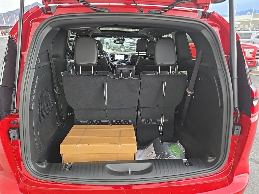 2026 Chrysler Pacifica PACIFICA LIMITED AWD