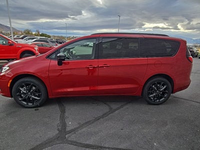 2026 Chrysler Pacifica PACIFICA LIMITED AWD