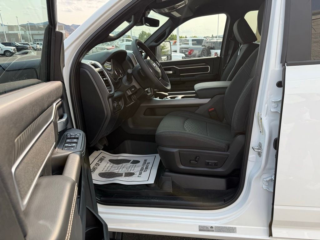 2026 RAM Ram 3500 RAM 3500 BIG HORN CREW CAB 4X4 6'4' BOX