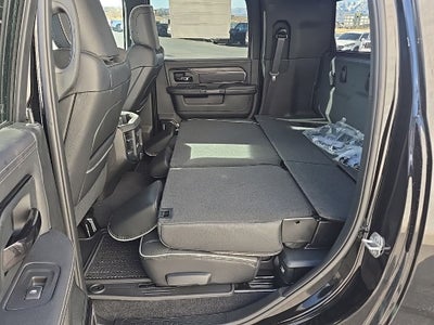 2026 RAM Ram 3500 RAM 3500 LIMITED MEGA CAB 4X4 6'4' BOX