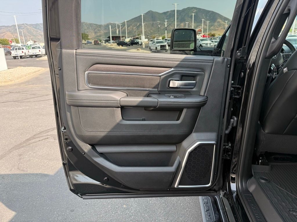 2026 RAM Ram 2500 RAM 2500 LARAMIE MEGA CAB 4X4 6'4' BOX