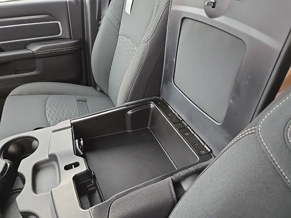 2026 RAM Ram 3500 Chassis Cab RAM 3500 BIG HORN CREW CAB CHASSIS 4X4 60' CA