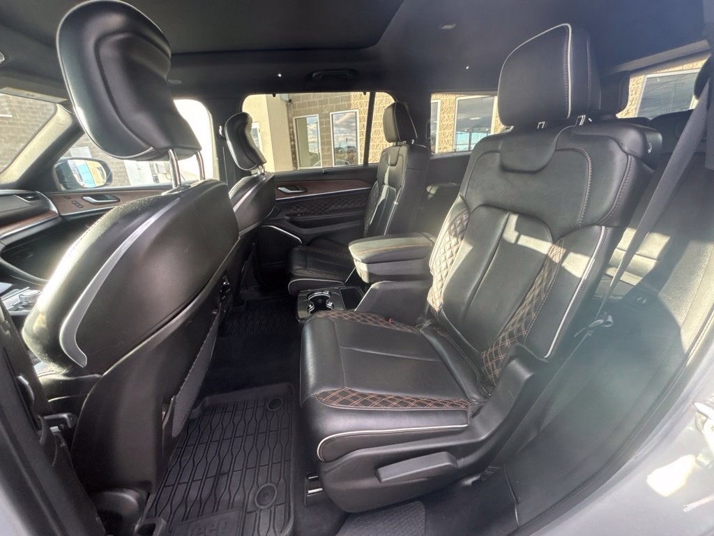 2023 Jeep Grand Cherokee L Summit