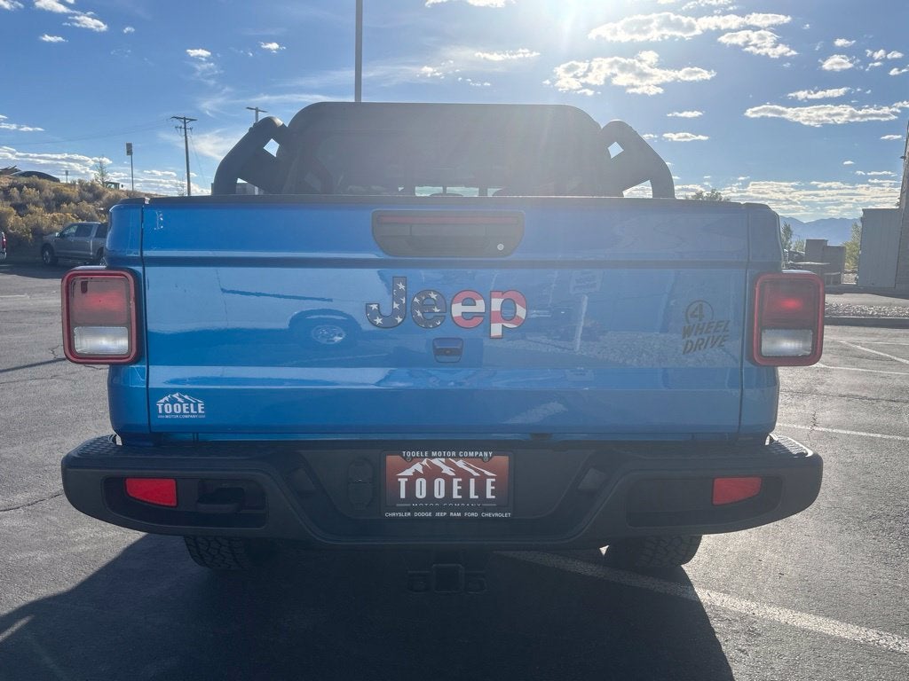 2022 Jeep Gladiator Willys