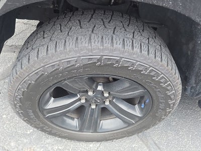 2016 RAM 1500 Sport + Heated Front Seats + Heated Steering Wheel