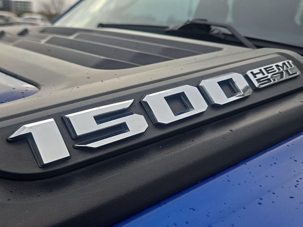 2019 RAM 1500 Laramie + Lvl2 Equipment Group + Moonroof