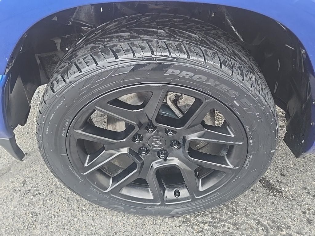 2019 RAM 1500 Laramie + Lvl2 Equipment Group + Moonroof