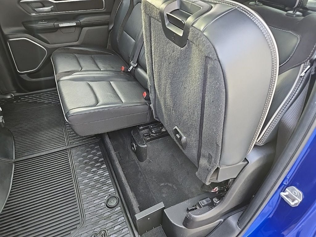 2019 RAM 1500 Laramie + Lvl2 Equipment Group + Moonroof