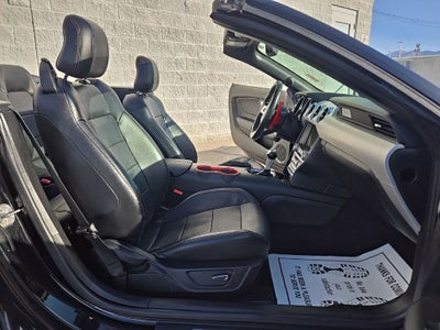2017 Ford Mustang EcoBoost Premium + Heated & Cooled Front Seats