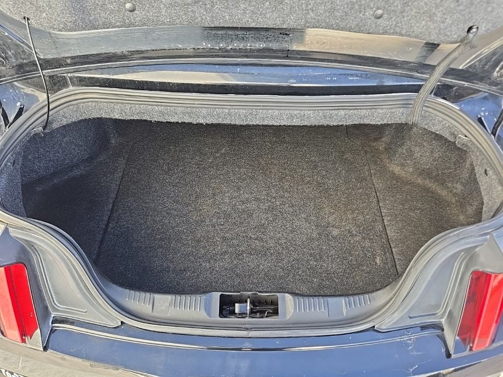 2017 Ford Mustang EcoBoost Premium + Heated & Cooled Front Seats