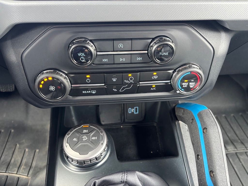 2024 Ford Bronco Black Diamond 321A