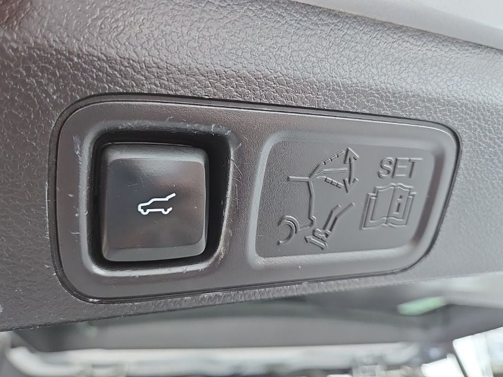 2019 Ford Expedition Limited + Equipment Group 302A + Driver Assist Package + H