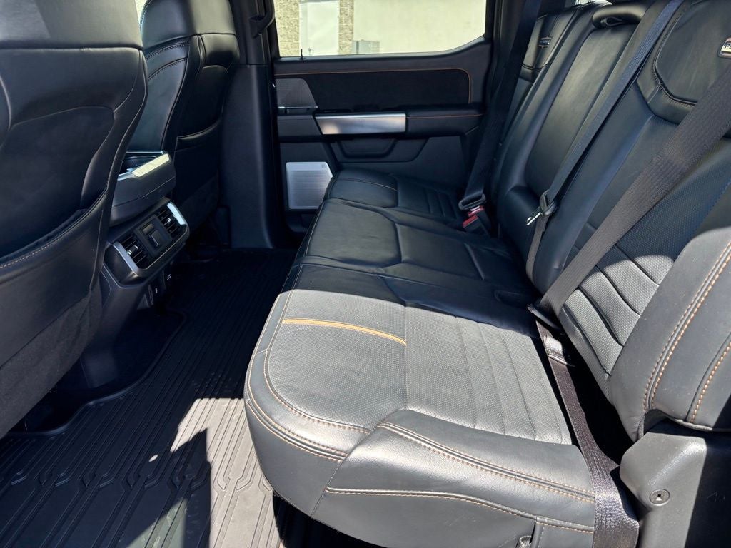 2022 Ford F-150 Platinum