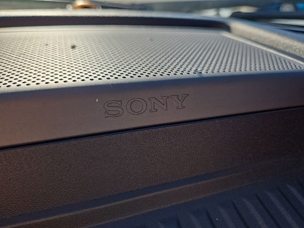 2015 Ford F-150 Lariat + Max Trailer Tow Package + FX4 Off-Road Package