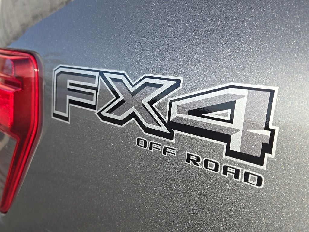 2025 Ford F-150 XLT FX4 302A Luxury