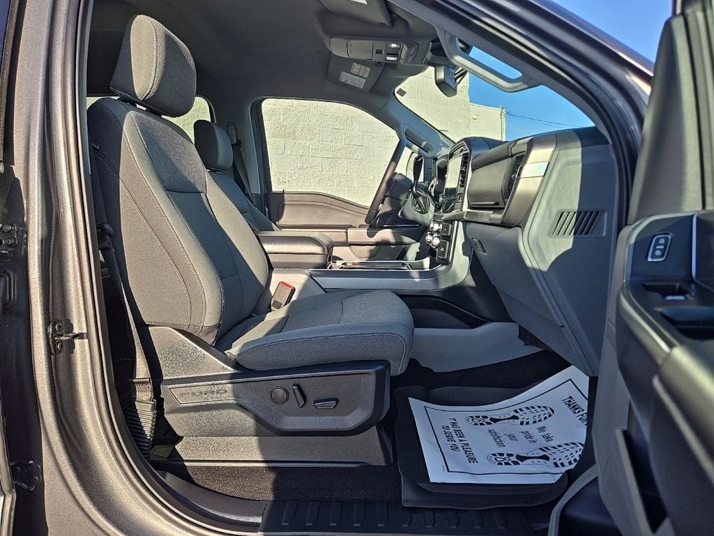 2025 Ford F-150 XLT FX4 302A Luxury