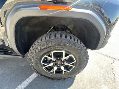 2024 GMC Canyon AT4X