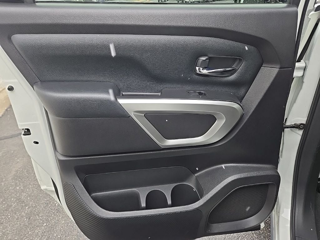 2021 Nissan Titan SV