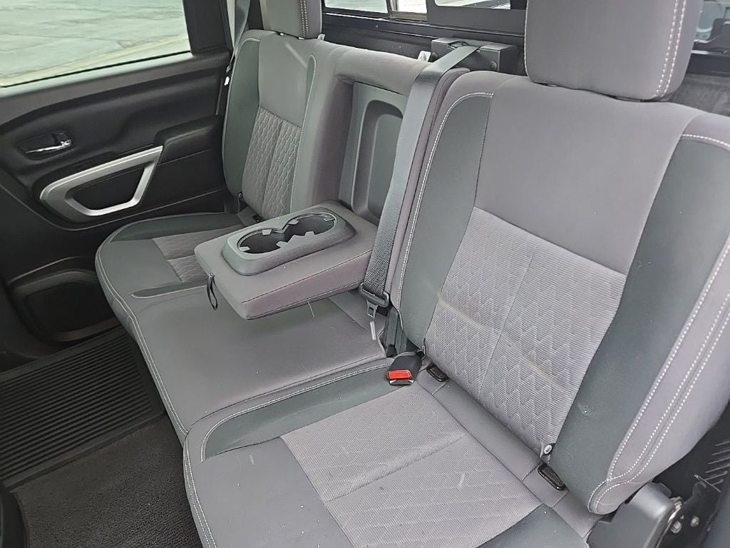 2021 Nissan Titan SV