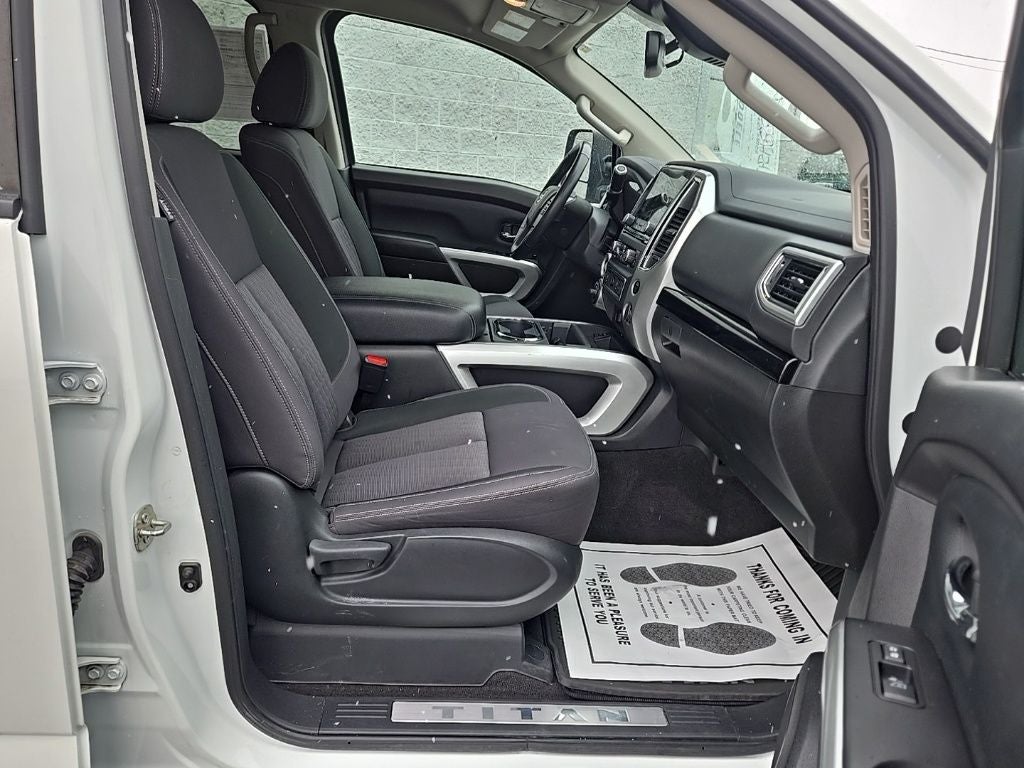 2021 Nissan Titan SV