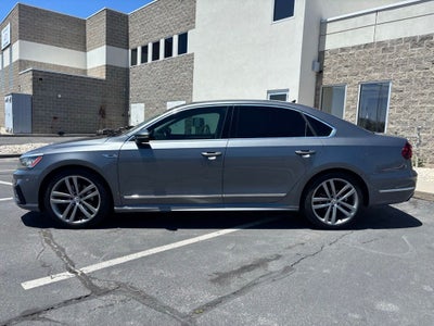 2017 Volkswagen Passat 1.8T R-Line