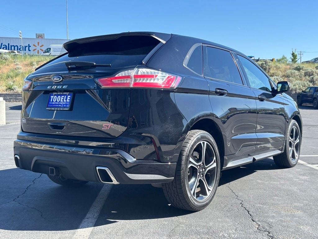 2022 Ford Edge ST