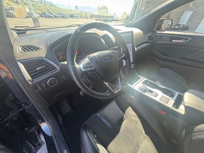 2022 Ford Edge ST