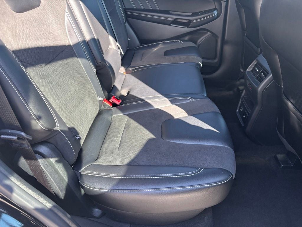 2022 Ford Edge ST