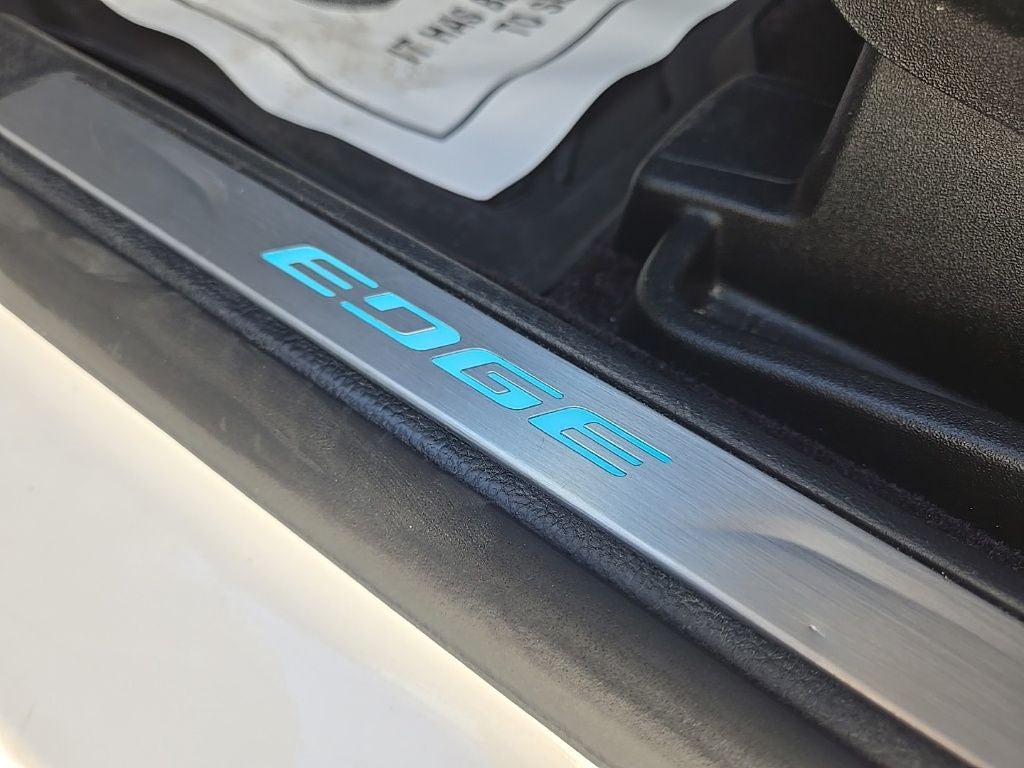 2016 Ford Edge Sport