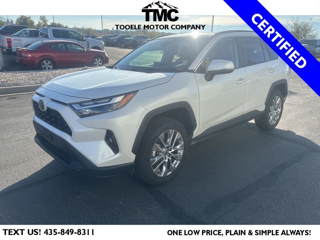 2024 Toyota RAV4 XLE Premium + Moonroof
