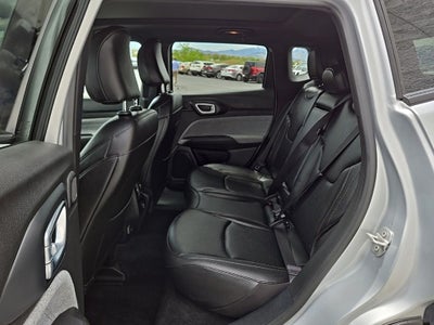 2024 Jeep Compass Latitude Lux