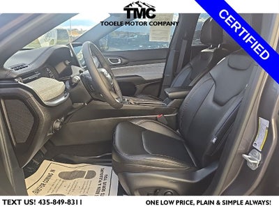 2024 Jeep Compass Latitude Lux + Lane Assist + Heated Front Seats & Steering Whee