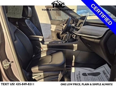 2024 Jeep Compass Latitude Lux + Lane Assist + Heated Front Seats & Steering Whee