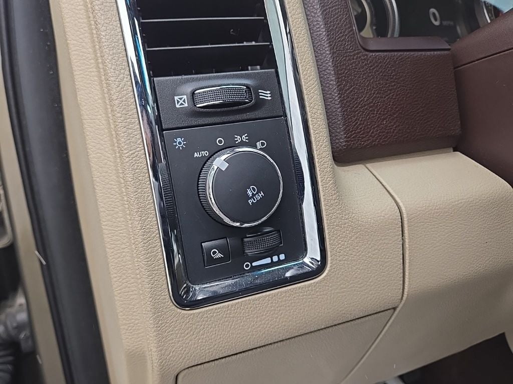 2015 RAM 3500 Laramie Longhorn + Power Moonroof