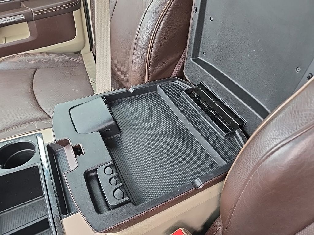 2015 RAM 3500 Laramie Longhorn + Power Moonroof