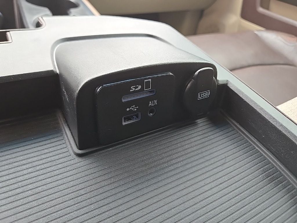 2015 RAM 3500 Laramie Longhorn + Power Moonroof