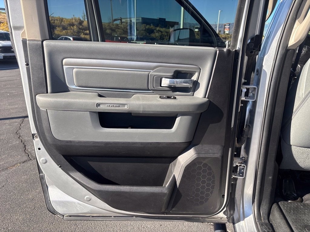 2014 RAM 2500 Outdoorsman Manual Transmission