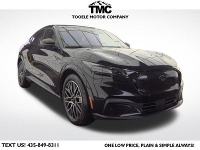 2025 Ford Mustang Mach-E Premium