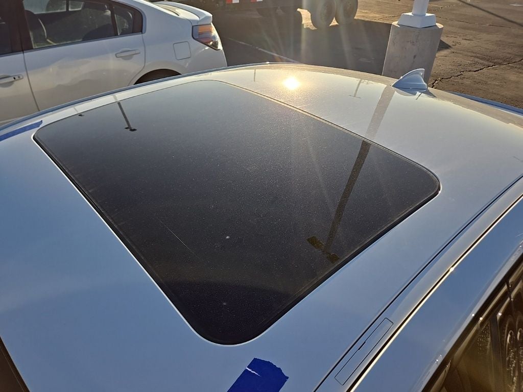 2022 BMW 3 Series 330i xDrive + M Sport Package (337)